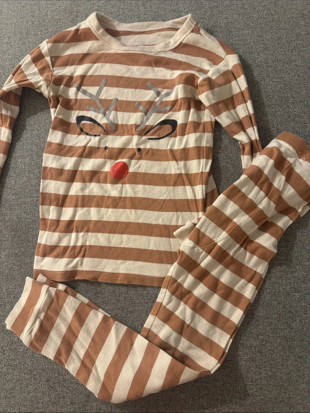 5/$15- Kids Striped Reindeer Pajama Set in Cream and Brown